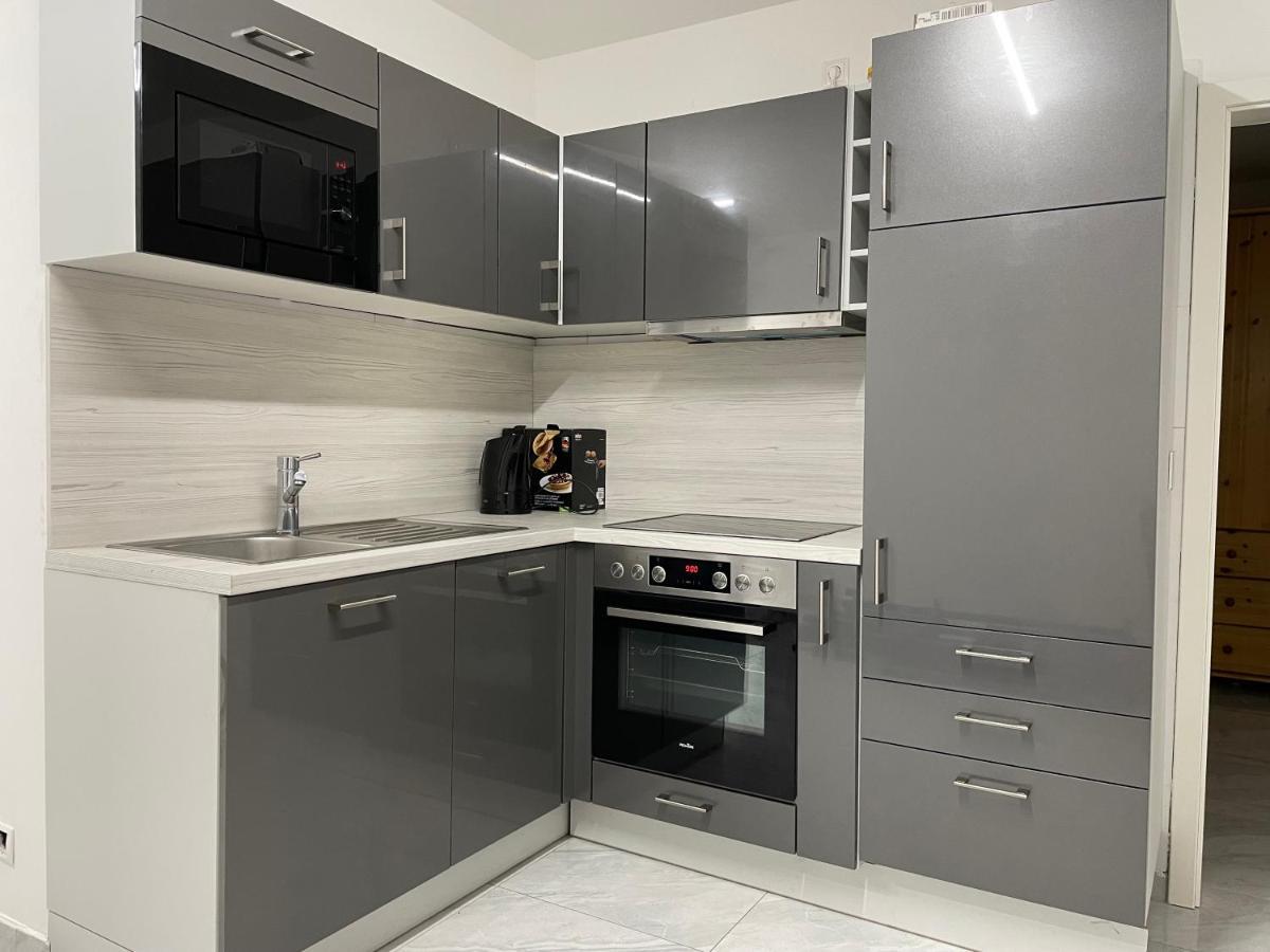 Fully Equipped Apartment 3 Rooms 5 Bed Hamburgo Exterior foto