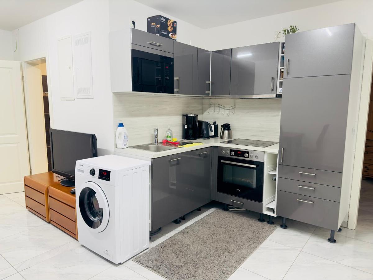 Fully Equipped Apartment 3 Rooms 5 Bed Hamburgo Exterior foto